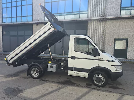 Iveco Daily 35Q ribaltabile 3 laterale nuovo 3,20 m