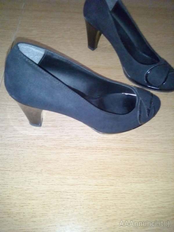 Graziosissime scarpe nere da donna