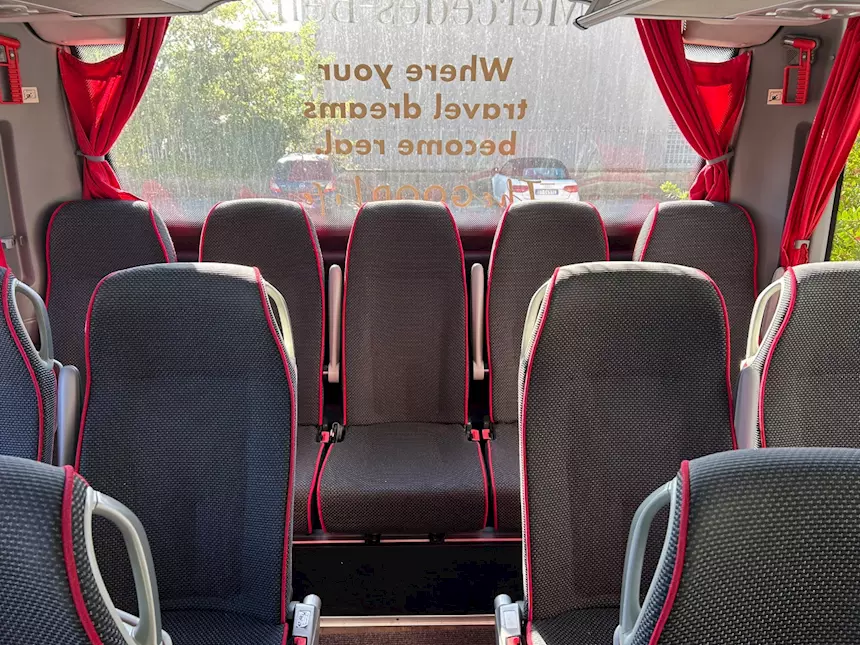 Foto 10EVOBUS GMBH MERCEDES BENZ Anno 2017 Km 470000 Euro 6, cerchi in lega