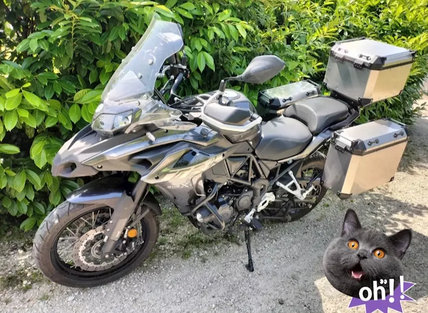 Benelli TRK 502X