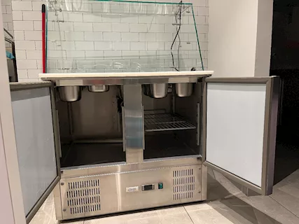 Saladette Acciaio Inox regrigerata frigo con vetrina