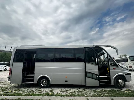 Iveco Cuby 70C Tourist Line 28+1+1 posti