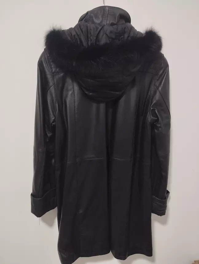 Foto 4Cappotto di Vera pelle da donna TG 50 Nero, ottimo stato, prezzo trattabile
