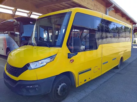 Scuolabus Iveco Indcar wing del 2022 (tecnologia CNG)