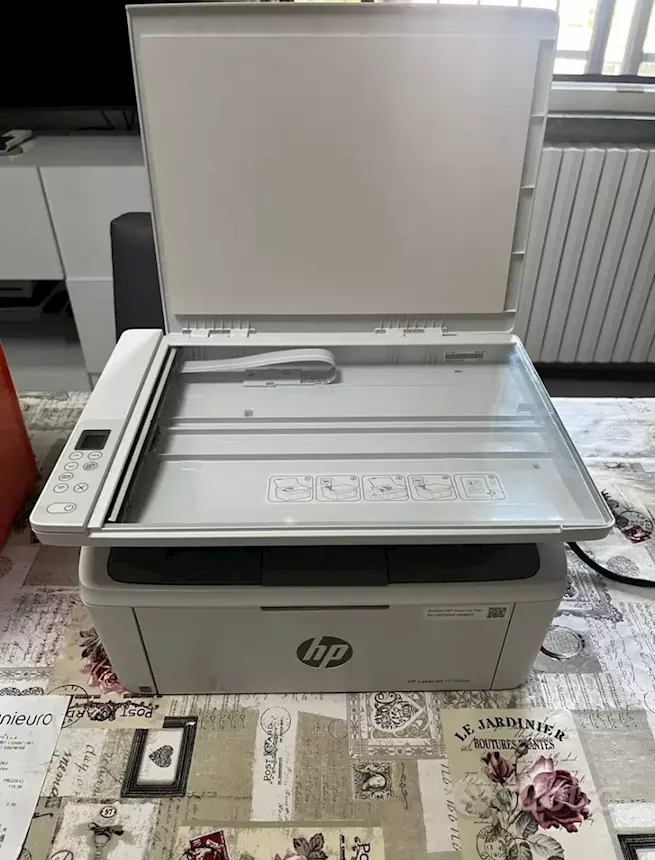 Foto 2Stampnte Laser Jet MFP M14we