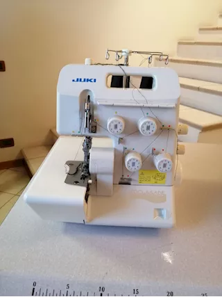 Tagliacuci Juki Mod.MO654DE