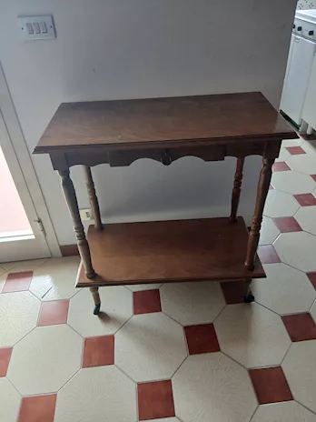 Tavolino consolle vintage in legno stile arte povera
