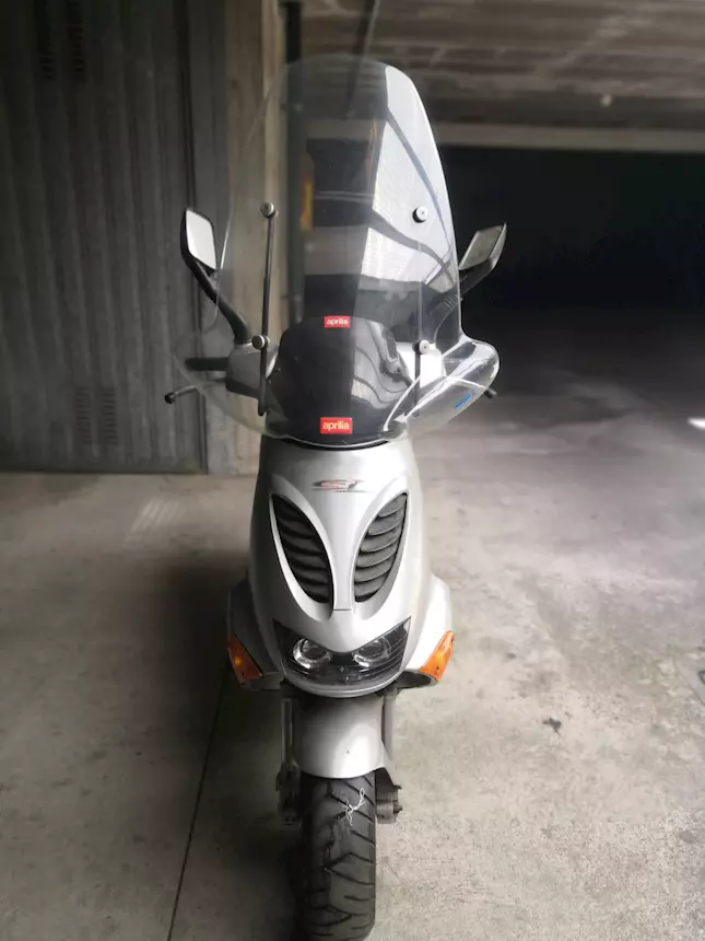 Vendasi scooter Aprilia