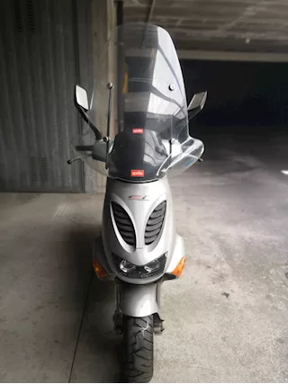 Vendasi scooter Aprilia