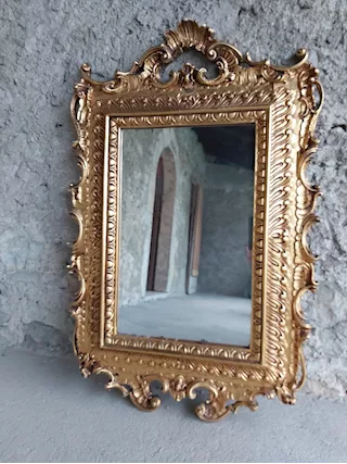 Specchio dorato