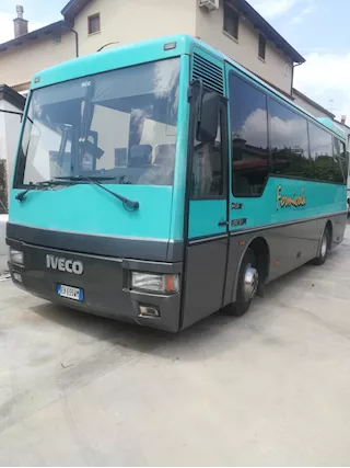 Pokerino 30 posti Marca Iveco Anno 1996 Km 511000 - Anteprima 4
