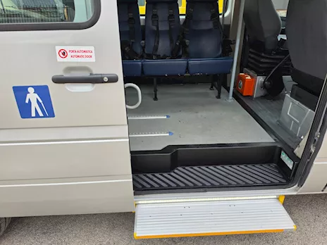 Mercedes Sprinter 311 - 9 Posti Trasporto Disabili, unico proprietario - Anteprima 4