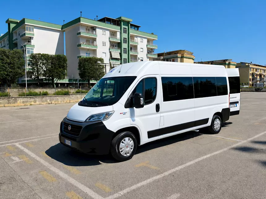 Foto 12Fiat Ducato Maxi Passo Extra 9 Posti Trasporto Disabili, con pedana