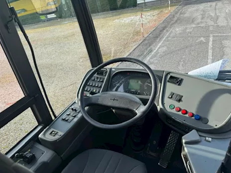 Van Hool A330, cambio automatico - Anteprima 4