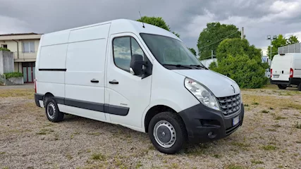 Renault Master Passo Medio con Cassettiere