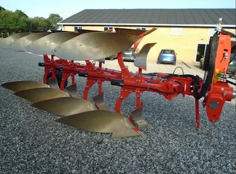 Aratro reversibile Maschio Unico NSV M4