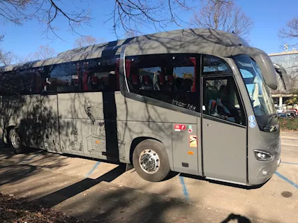 Irizar I6 con rampa per accesso carrozine