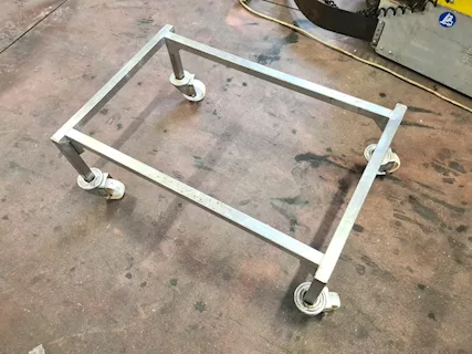 Carrello porta griglie in inox usato