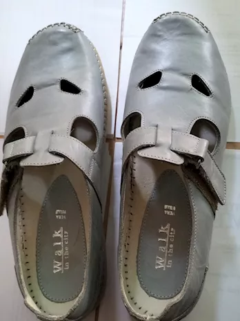 Scarpe chiuse a sandalo vera pelle n. 40 grigio