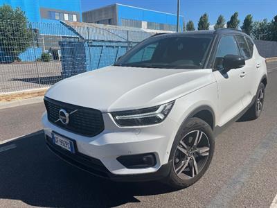 Volvo XC40 R-Design B4 MildHybrid AWD Full Optional