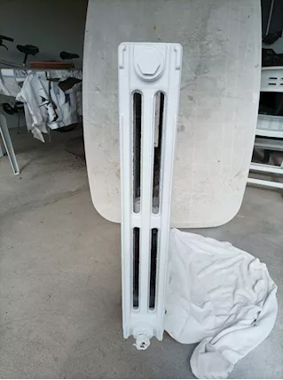 Termosifone in ghisa nuovo mai installato