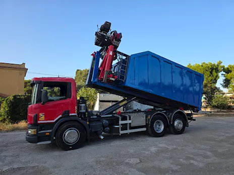 Scania 94D scarrabile + caricatore ragno