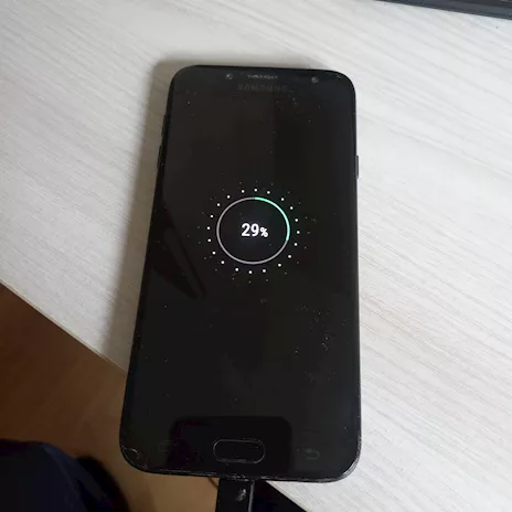 Galaxy J7