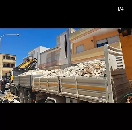 Servizio gru e trasporto materiale edile