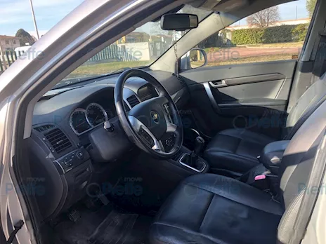 SUV Captiva 7 posti gancio traino 4x4 Anno 2007 Km 193000, cambio manuale - Foto 5