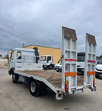 OK 60 Carrellone trasporo macchiune oparatrici Iveco Cassone Ribaltabile - Foto 3