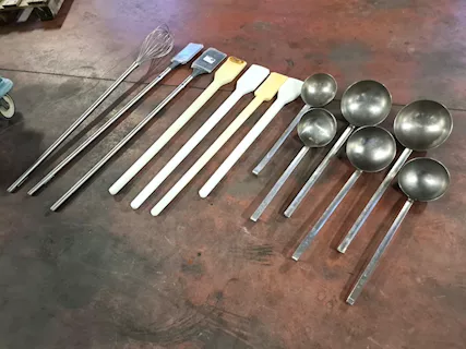 Set di utensili da cucina professionale usata