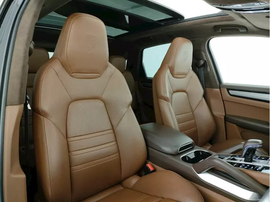 Porsche Cayenne 4.0 Turbo S e-Hybrid Tiptronic Anno 2021, colore Nero - Foto 8