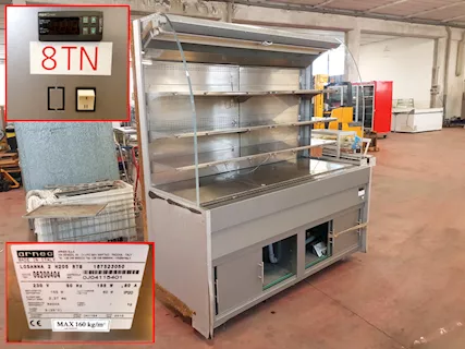Retrobanco per salumi e formaggi usato