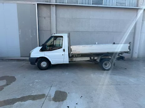 Lotto Unico - Furgone Ford Transit targato EB241NP Anno 2010, cilindrata 2.402 - Anteprima 2