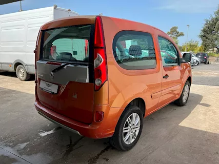 Renault Kangoo Be Bop 1.5 DCI 100 CV Anno 2010 Km 212000, ottimo stato - Foto 4