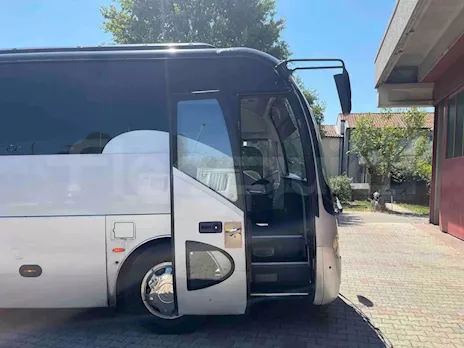 King Long XMQ6900, 2011, 37 posti, Euro 5 Km 534353, cambio: manuale - Anteprima 10