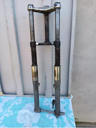 Forcella Benelli Leoncino 125