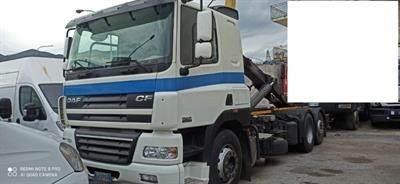 Camion DAF CF 430 usato con gancio scarrabile