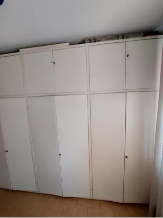 Armadio bianco 6 ante in buone condizioni