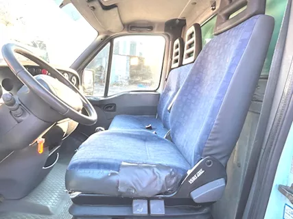Camion Marca Iveco Daily 35c17 furgone Km 424500 - Foto 6