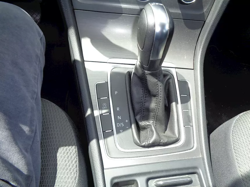 Volkswagen Golf 7 TDI 1.6 DSG 5 porte Higline cambio autom Anno 2013 - Foto 11