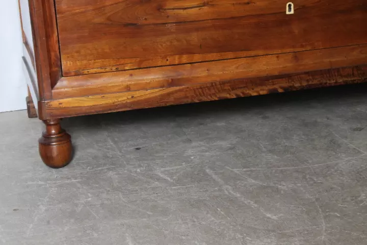 Antico comò cassettone cappuccino Carlo X 1820 in noce - Foto 10