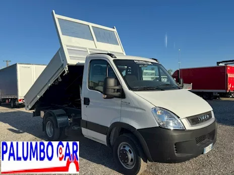 Iveco Daily 35C15 con cassone ribaltabile nuovo