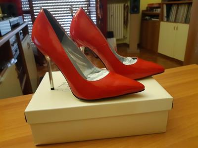 Decolletè in pelle tacco in metallo, colore rosso, prezzo non trattabile - Anteprima 4