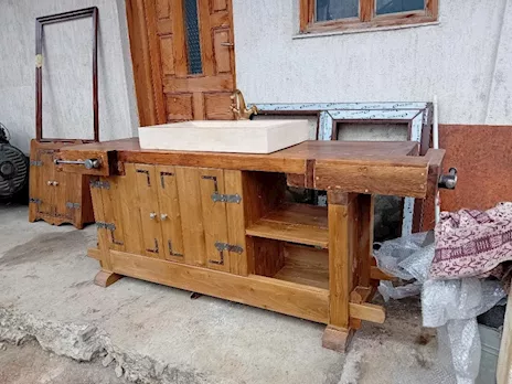 Banco da falegname per bagno o cucina