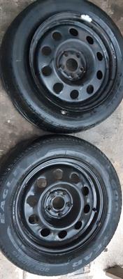 Due cerchi 15 in ferro originali Alfa Romeo 147 156 gt