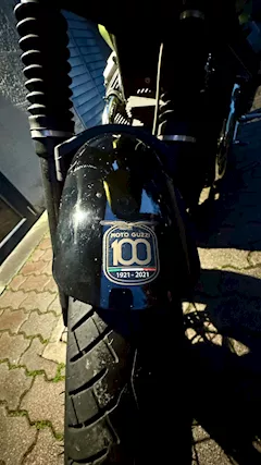 Moto Marca Guzzi V7, colore originale, mai incidentata - Foto 6