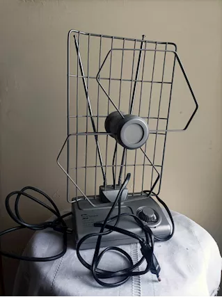 ANTENNA AMPLIFICATA PER TV - Foto 2