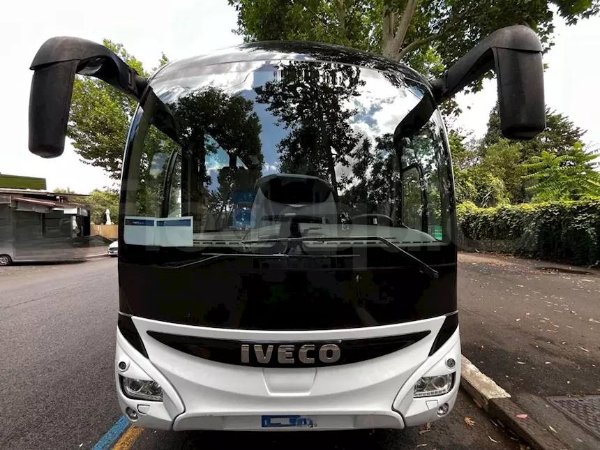 Foto 8Iveco Magelys, 2017, 61 posti, Euro 6 Km 692767, cambio: automatico