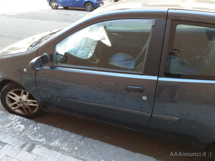Fiat Punto 1.2 elx racing 8 valvole del 2001 Km 130000, colore grigio - Foto 5